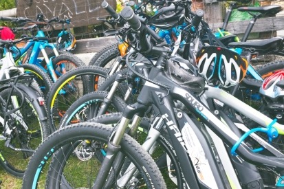 e-bike experience attività di gruppo - lakeslovers